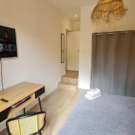 Jean Jaures - Vieux Superbe T2 Ensoleille Avec Grand Balcon Appartamento