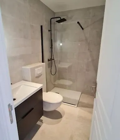 Appartement Jean Jaures - Vieux Superbe T2 Ensoleille Avec Grand Balcon Nice